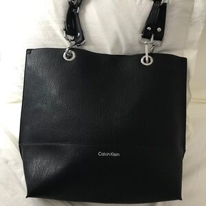 CALVIN KLEIN BLACK SHOULDER BAG-TOTE